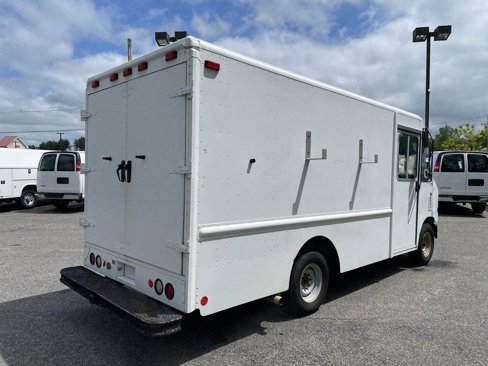 Used 2007 Ford E-350 and Econoline 350 Super Duty image 7