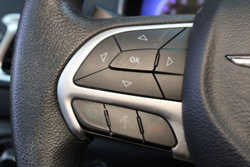 Used 2015 Chrysler 200 LX image 15