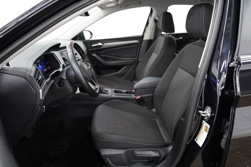Used 2024 Volkswagen Jetta S image 4