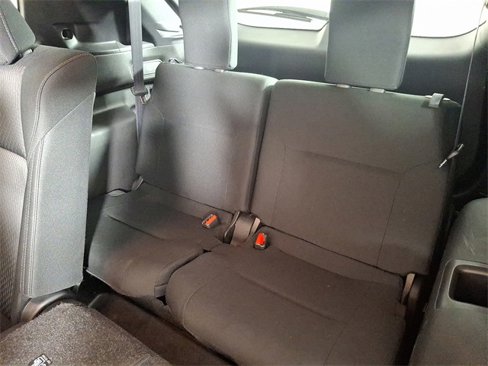 Used 2024 Mitsubishi Outlander ES image 15