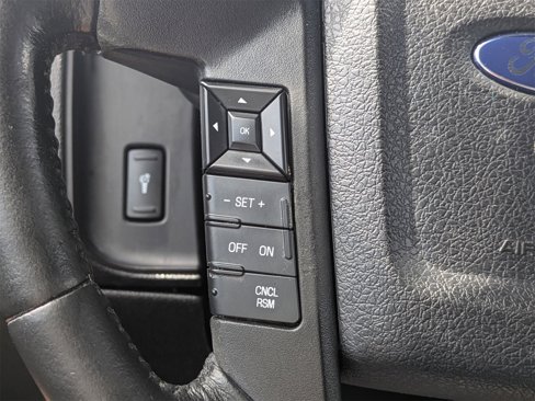 Used 2016 Ford Expedition XLT w/ Equipment Group 202A image 29