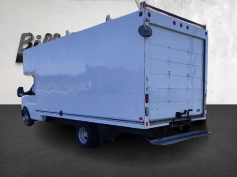 Used 2014 Chevrolet Express 3500 Extended w/ Smoker's Package image 8