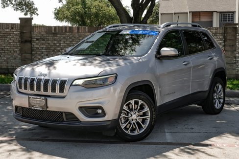 Used 2019 Jeep Cherokee Latitude Plus image 11