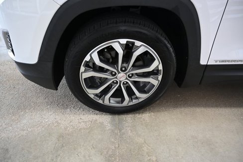 Used 2020 GMC Terrain SLT w/ Preferred Package image 29