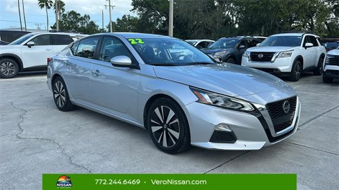 Used 2022 Nissan Altima 2.5 SV image 1