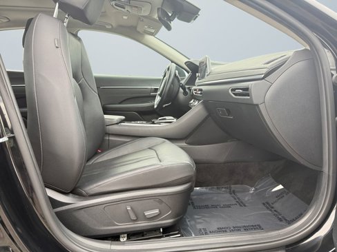 Used 2022 Hyundai Sonata Limited w/ Cargo Package image 15