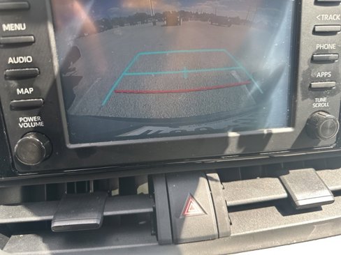 Used 2019 Toyota RAV4 XLE image 3