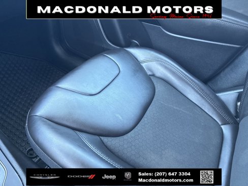 Used 2021 Jeep Cherokee Latitude Plus image 18