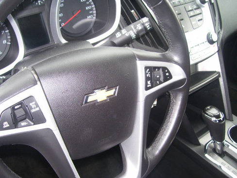 Used 2017 Chevrolet Equinox LT w/ Convenience Package image 8
