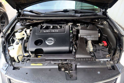 Used 2010 Nissan Altima 3.5 SR w/ Sport Pkg image 37