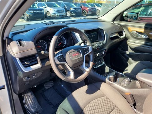 Used 2018 GMC Terrain SLE w/ Driver Convenience Package image 10