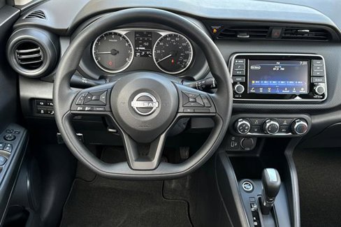 New 2025 Nissan Kicks Play S image 15