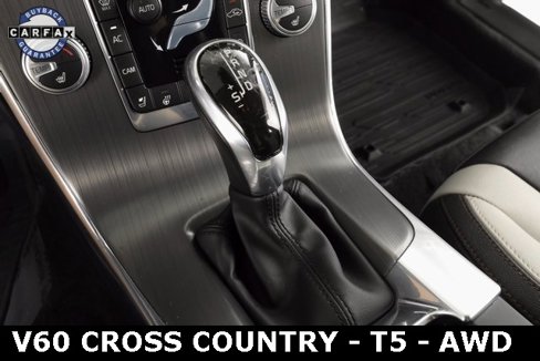 Used 2016 Volvo V60 T5 Cross Country w/ Climate Package image 28