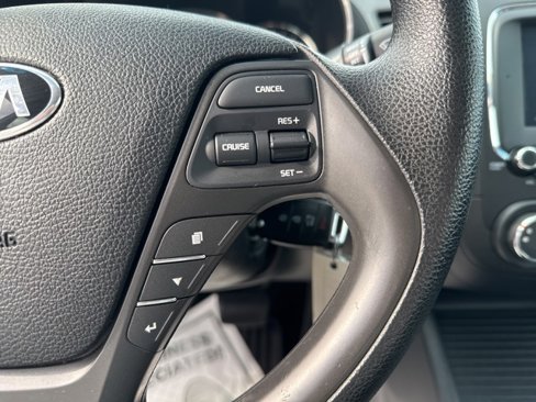 Used 2018 Kia Forte LX w/ LX Popular Package image 18