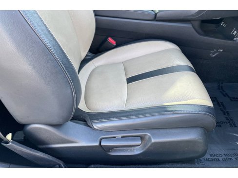 Used 2018 Honda Civic EX-L image 21