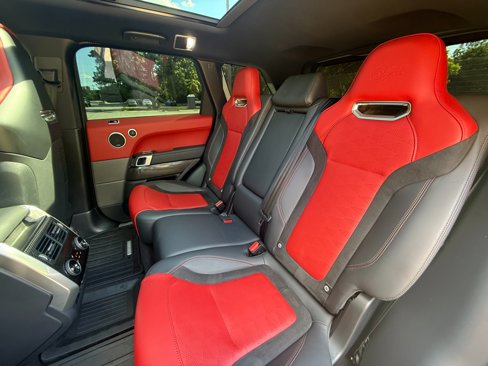 Used 2022 Land Rover Range Rover Sport SVR Carbon Edition image 28