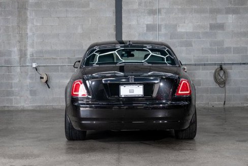 Used 2016 Rolls-Royce Ghost image 4