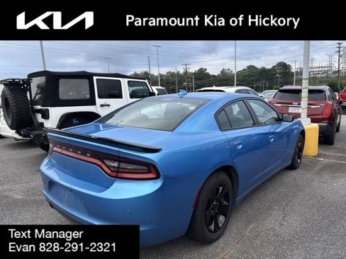 Used 2023 Dodge Charger SXT image 3