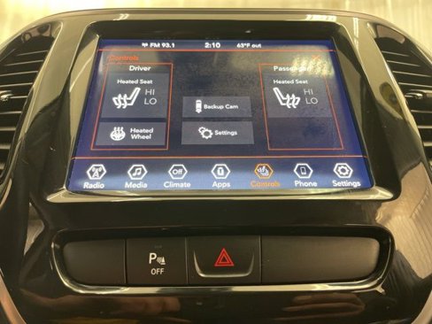 Used 2019 Jeep Cherokee Limited image 22