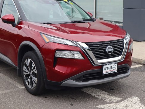 Certified 2022 Nissan Rogue SV w/ SV Premium Package image 4