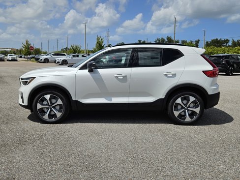 New 2026 Volvo XC40 B4 Plus w/ Protection Package image 4