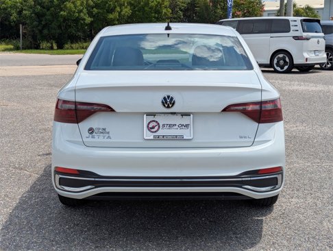 Certified 2024 Volkswagen Jetta SEL image 6
