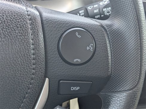Used 2016 Toyota RAV4 LE image 23