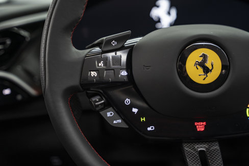 Used 2025 Ferrari 296 GTS image 35