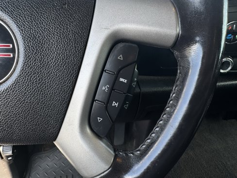 Used 2008 GMC Sierra 1500 SLE w/ Sierra NFL Edition image 18