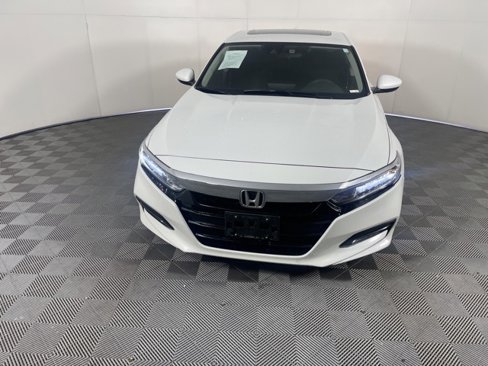 Used 2019 Honda Accord EX image 3