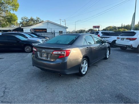 Used 2014 Toyota Camry L image 5