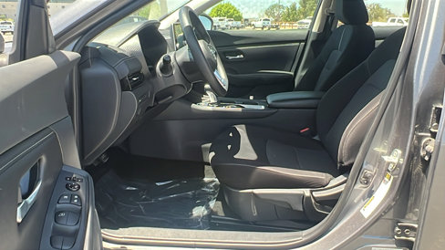 Used 2023 Nissan Sentra SV image 17