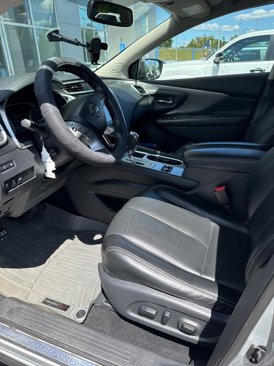 Used 2018 Nissan Murano Platinum w/ Cargo Package image 3