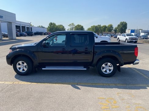 Used 2013 Nissan Frontier SV image 3