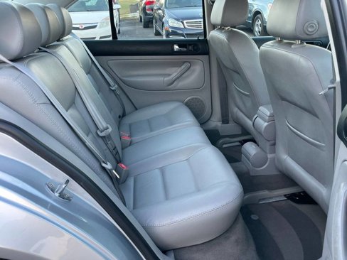 Used 2002 Volkswagen Jetta GLS image 12