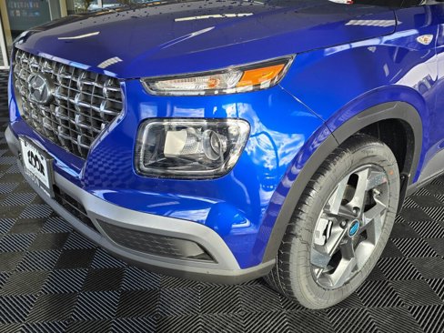 New 2025 Hyundai Venue SEL image 11