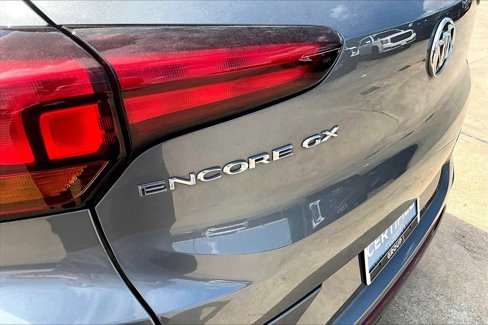 Used 2022 Buick Encore GX Select w/ Sport Touring Package image 30