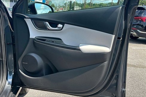 Certified 2022 Hyundai Kona Limited image 22