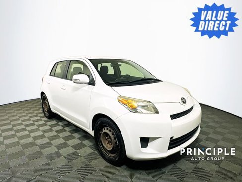 Used 2012 Scion xD image 1