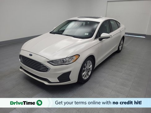 Used 2020 Ford Fusion SE image 1