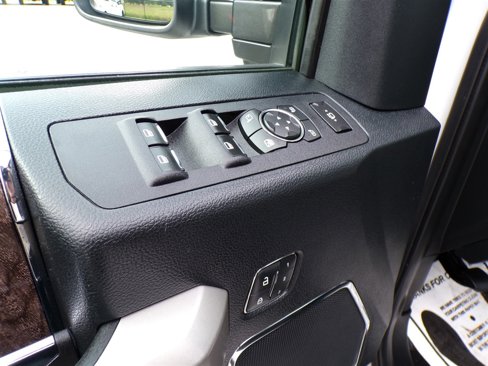 Used 2019 Ford F350 Lariat w/ Lariat Ultimate Package image 22