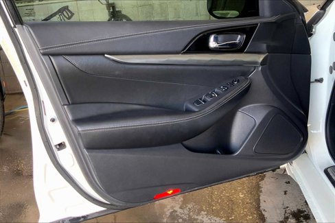 Used 2021 Nissan Maxima 3.5 SV image 20