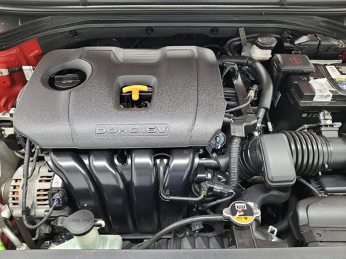Used 2020 Hyundai Elantra SEL image 30