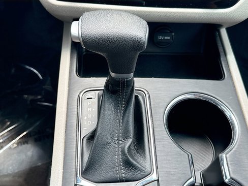 Used 2020 Kia Sedona LX image 16