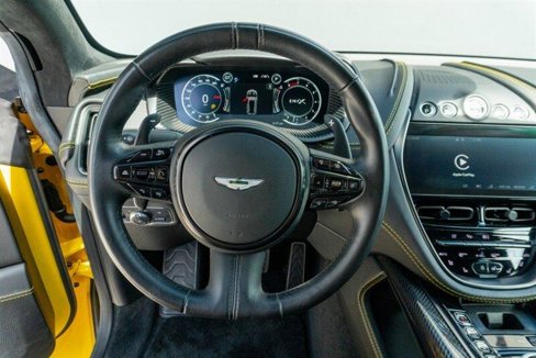 Used 2021 Aston Martin DBX image 13