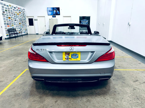 Used 2014 Mercedes-Benz SL 550 image 6
