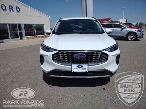 New 2025 Ford Escape SE w/ Class II Trailer Tow Package image 8