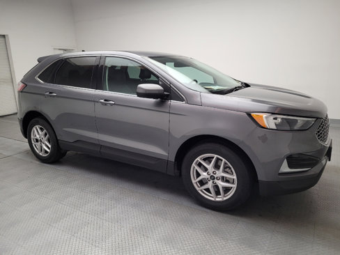 Used 2023 Ford Edge SEL image 11