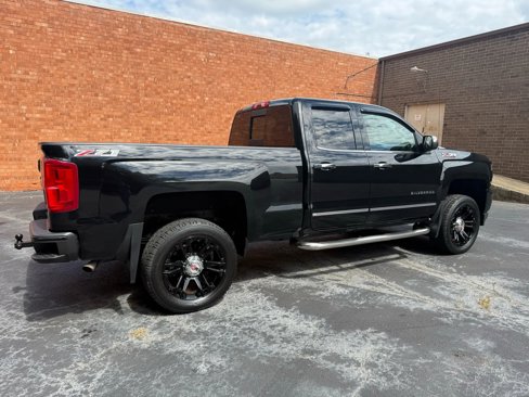 Used 2016 Chevrolet Silverado 1500 LTZ Z71 image 10