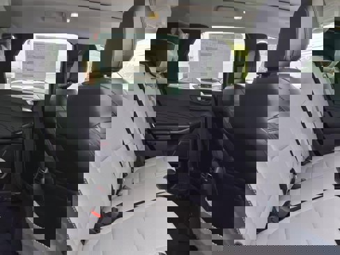 New 2025 Ford Escape SE image 11